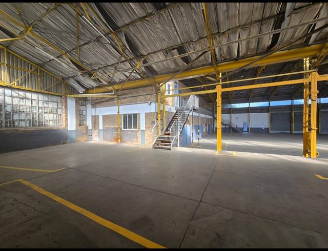 2,722M² WAREHOUSE TO LET IN BENROSE